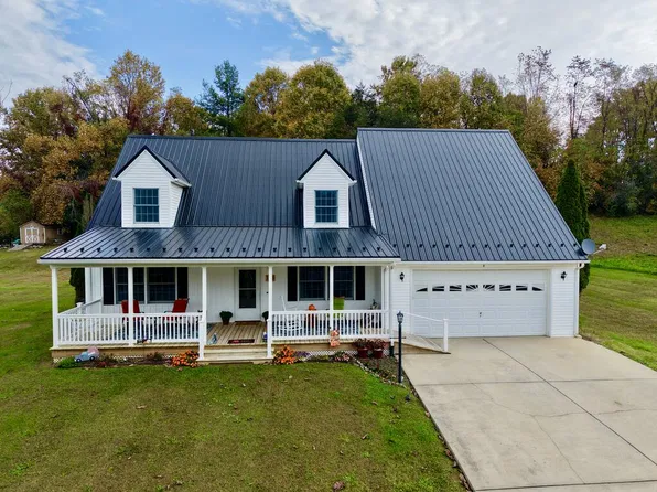 139 Brooke St, Chilhowie, VA 24319
