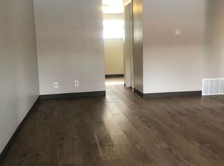 5561 S Delaware St APT 3, Littleton, CO 80120