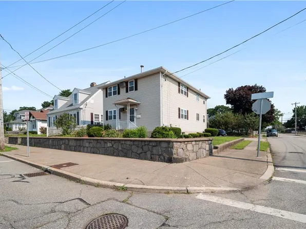 624 Armistice Blvd, Pawtucket, RI 02861