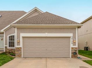 34120 W 90th Cir, De Soto, KS 66018