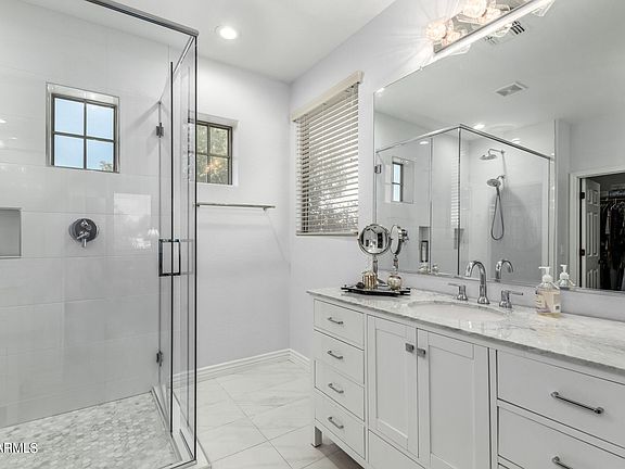 3rd image of 4611 W POWELL Drive