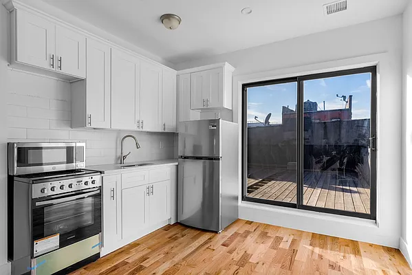 Rented by Corcoran | media 17