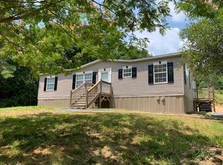 1997 Sylvatus Smith Rd, Hillsville, VA 24343