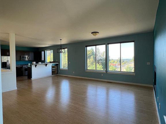 3rd image of 3007 Banks Ln SW