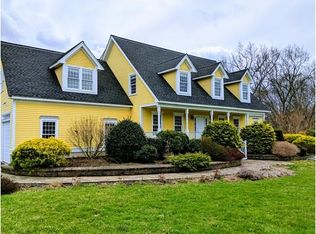 175 Hillside St, Rowley, MA 01969