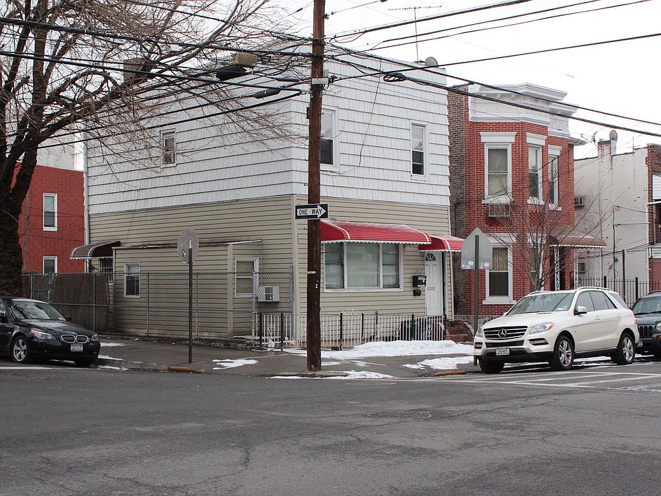 1st image of 4020 23rd Ave