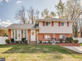 263 Tilford Rd, Somerdale, NJ 08083