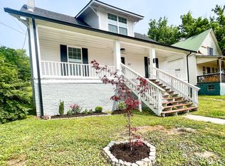 423 4th St, Ravenna, KY 40472