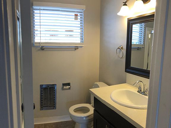5th image of 1256 Tamarind Ave APT 14