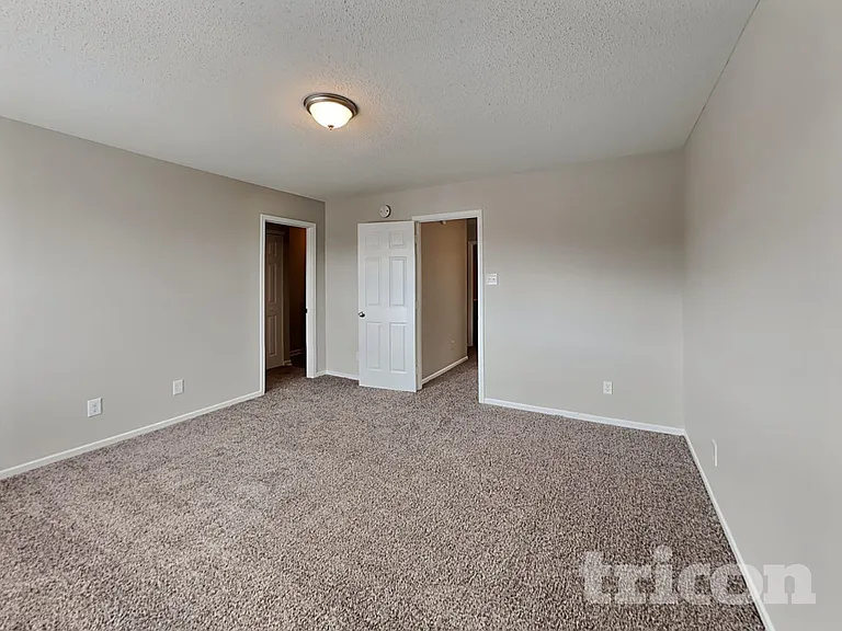 11818 Buck Creek Cir — Photo 6