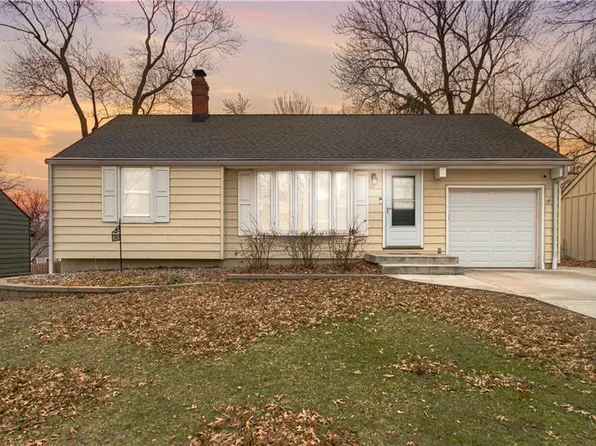 613 NE 43rd Ter, Kansas City, MO 64116