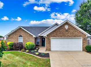 3134 White Blossom Cir, New Albany, IN 47150