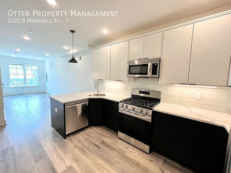 2019-Built 3BR/3BA First-Floor Apartment with Private Back Patio Section 8 Friendly — Photo 4