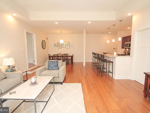 5th image of 551 N Lawrence St #3