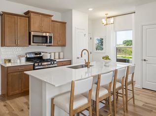 10268 Birchwood Cir, Victoria, MN 55318