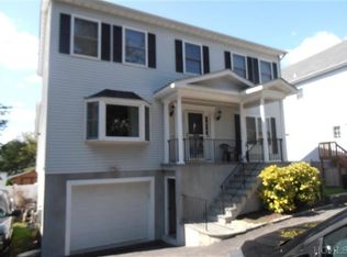 109 Bedford Rd, Sleepy Hollow, NY 10591