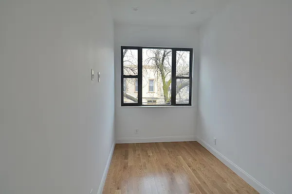 Rented by Hagstrom Management Inc | media 26