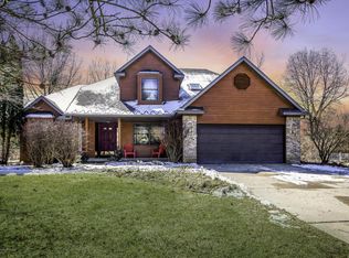 9822 Missaukee Ln, Haslett, MI 48840