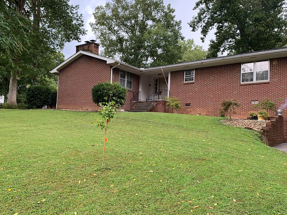 1st image of 1446 Woodthrush Dr