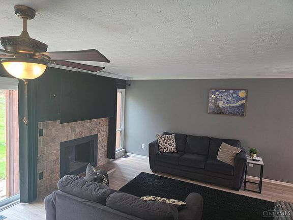 5th image of 8304 Coppernail Way