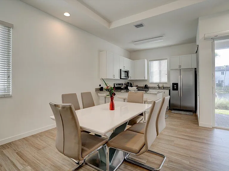 1451 Pioneer Way — Photo 13