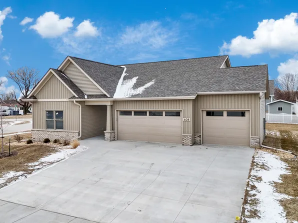 608 Kevin Rd, Blue Grass, IA 52726