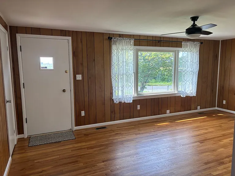21001 Westerly Rd — Photo 14