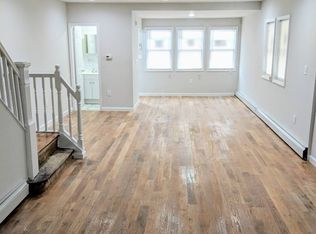 13733 249th St, Rosedale, NY 11422