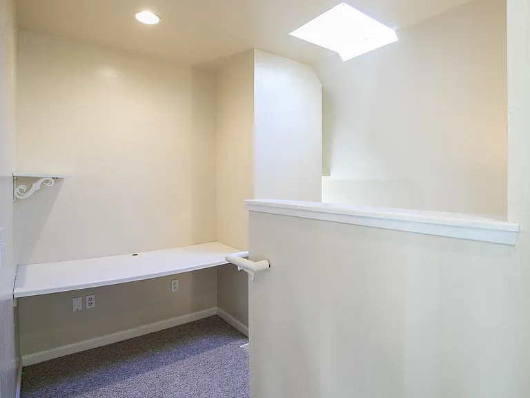 132 Walti St — Photo 16