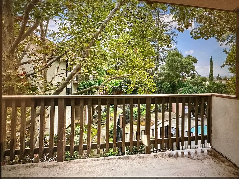 2055 Sierra Rd — Photo 7
