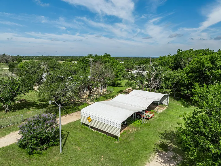 199 Apache Springs Rd — Photo 24