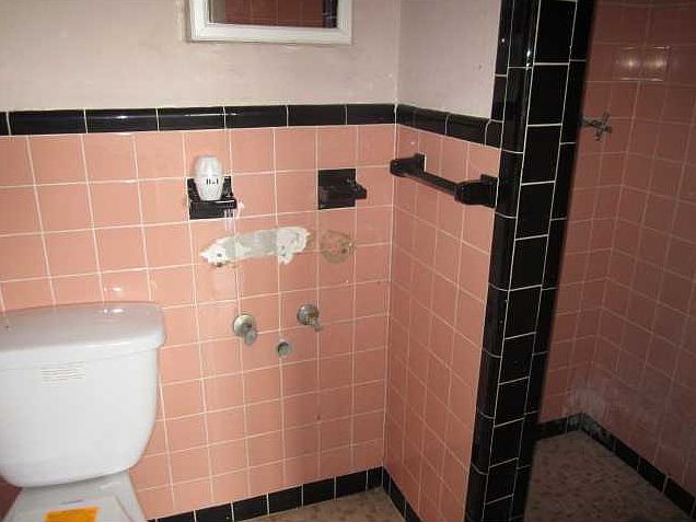 1st image of 427 NE 171st St