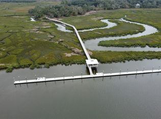 891 Dolphin Ct, Townsend, GA 31331