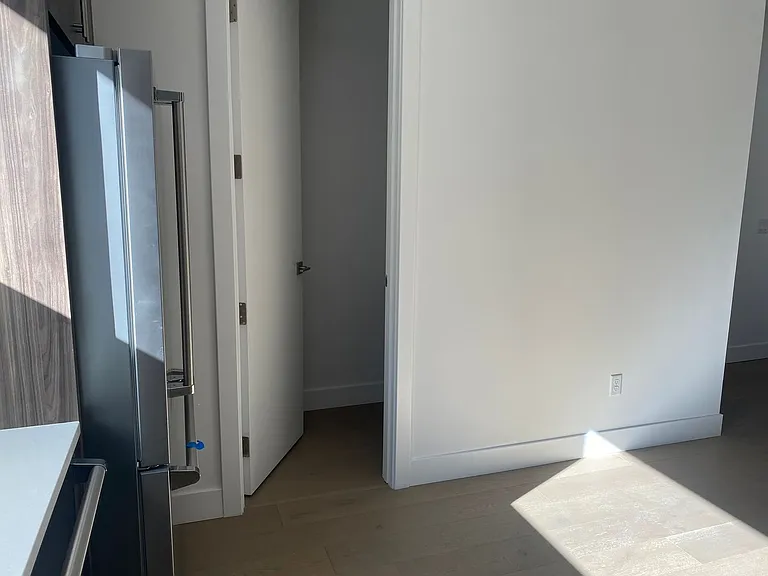 2465 Walnut St #9 — Photo 7