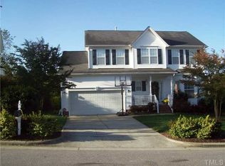 2107 Oak Stream Ln, Apex, NC 27523