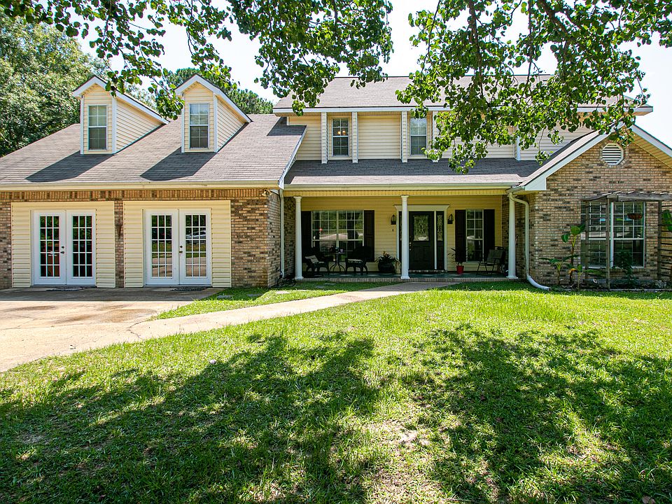 1st image of 18358 Dogwood Ln