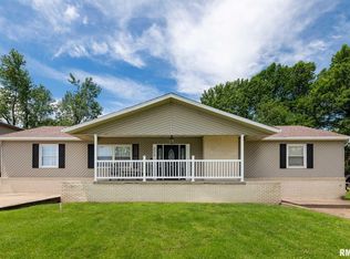 324 N Broadway, Goreville, IL 62939