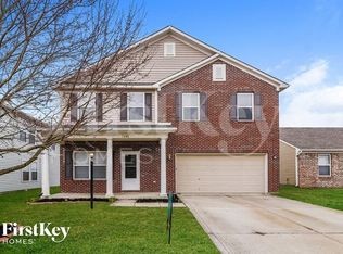 2496 Woodfield Blvd, Franklin, IN 46131