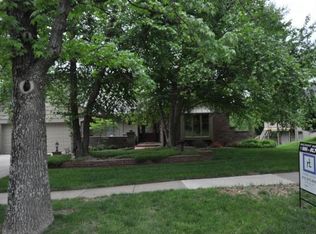 3613 NW Lake Dr, Lees Summit, MO 64064