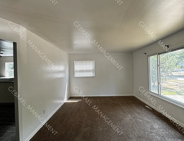 2925 Alpha Way — Photo 12