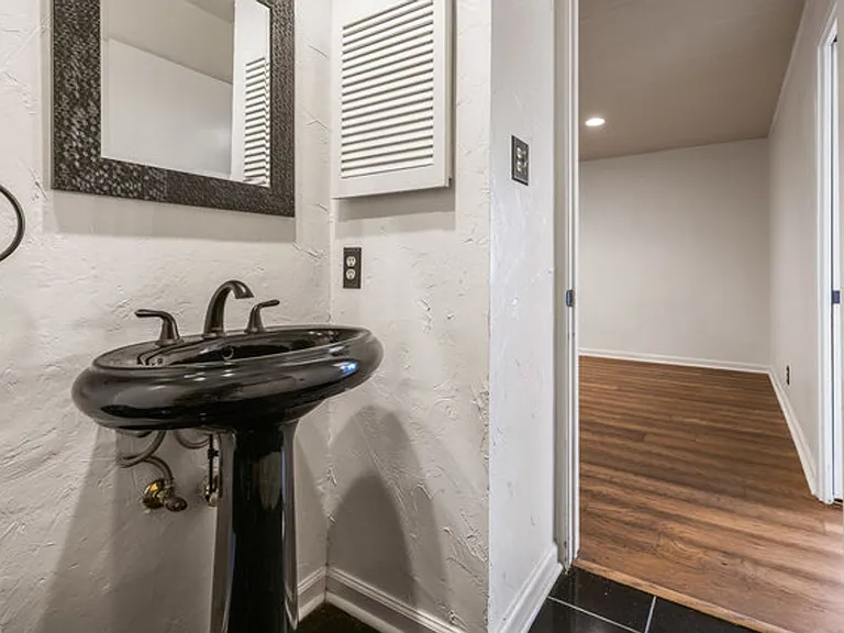 17119 Terra Rosa — Photo 17