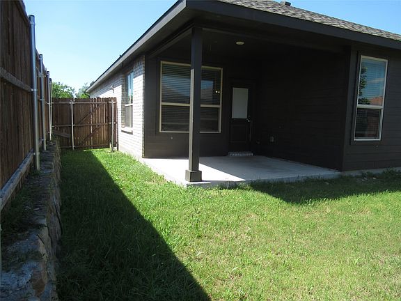 2nd image of 9604 Hickory Knob Dr