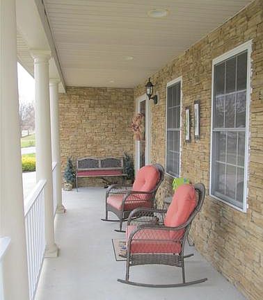 2nd image of 116 Trunk Dr