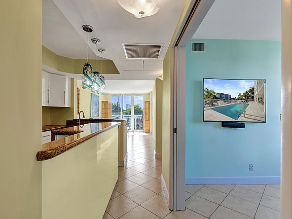 5th image of 155 Isle Of Venice Drive #404