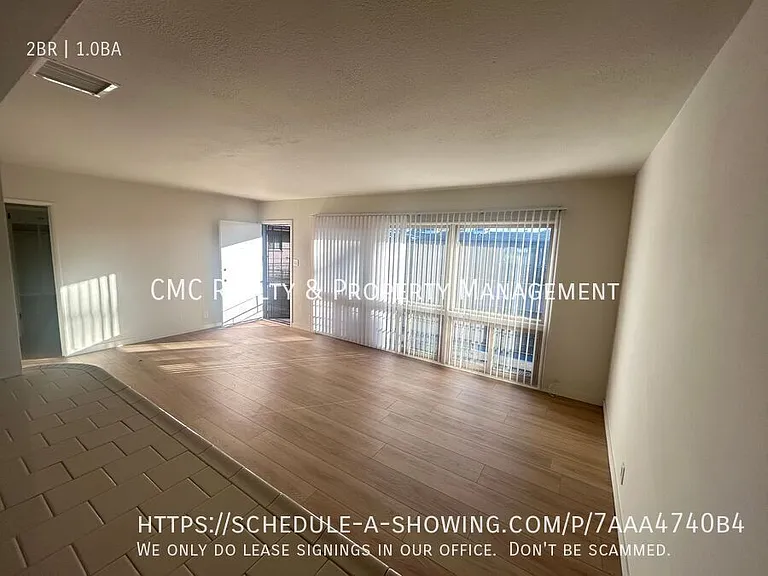 10242 Darby Ave #6 — Photo 12