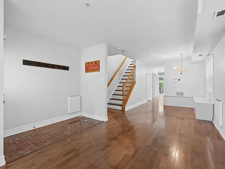 1750 Galen St SE — Photo 4