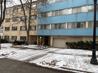 737 Ridge Ave APT 1L, Evanston, IL 60202
