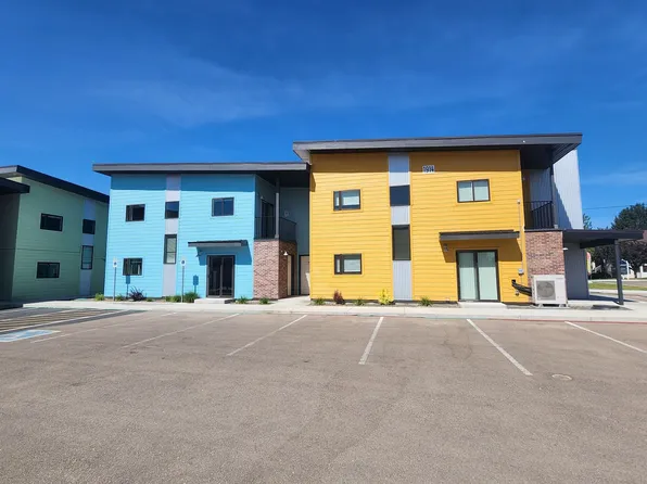 1912 Sunny Ridge Rd, Nampa, ID 83686