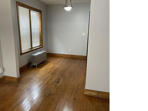 3rd image of 703 E 92nd St #1