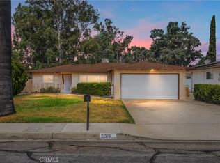 9516 Acacia Ave, Fontana, CA 92335